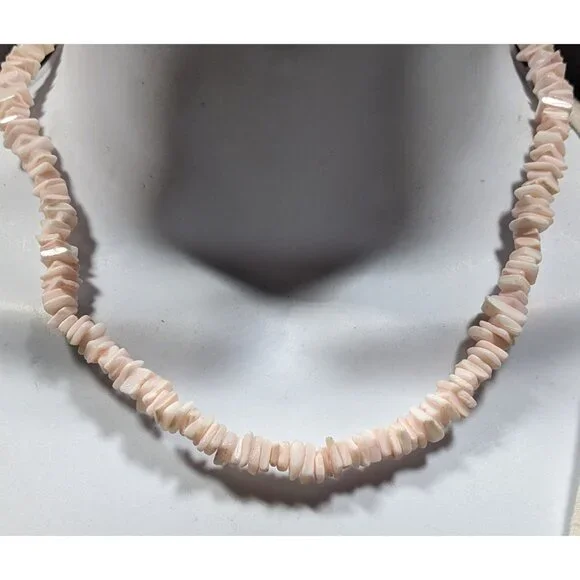 Beachy Bohemian Pastel Pink Seashell Chip Necklace - Picture 2 of 6
